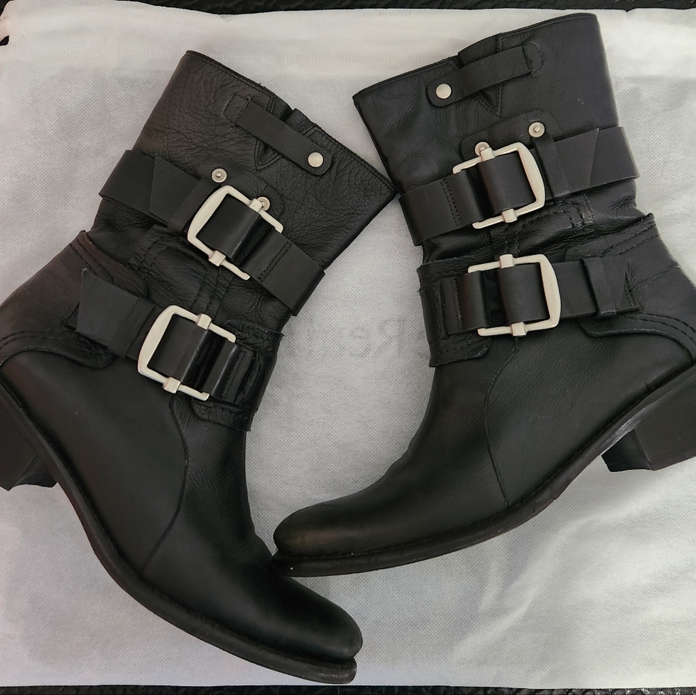 SALE! Vera Wang Lavender - Black Leather Boots